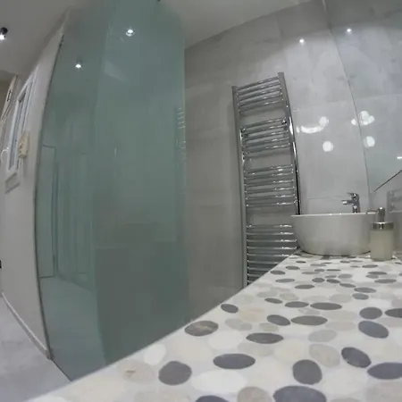- Archaeological Museum Stylish Studio Apartment Athens